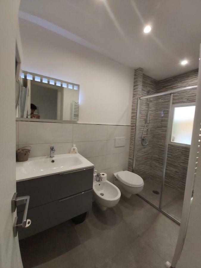 Helen Apartment Viareggio Luaran gambar